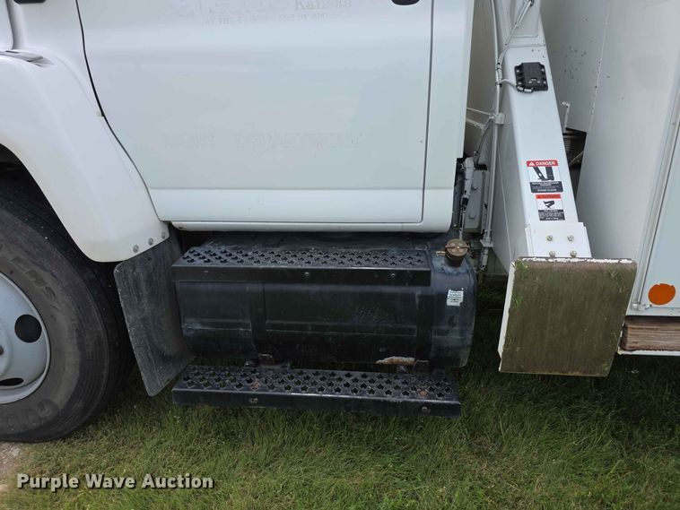 image for item FH6241 2008 Chevrolet C8500 bucket truck