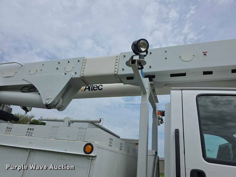 image for item FH6241 2008 Chevrolet C8500 bucket truck