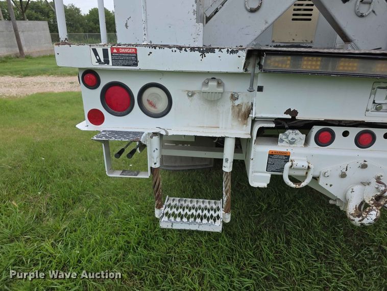 image for item FH6241 2008 Chevrolet C8500 bucket truck