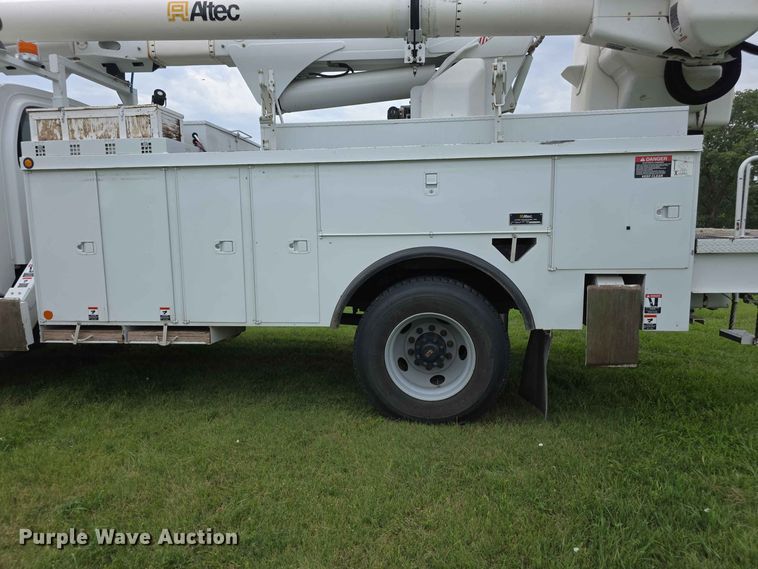 image for item FH6241 2008 Chevrolet C8500 bucket truck