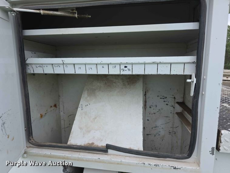 image for item FH6241 2008 Chevrolet C8500 bucket truck