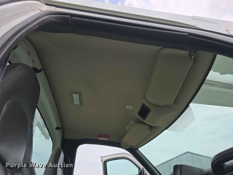 image for item FH6241 2008 Chevrolet C8500 bucket truck