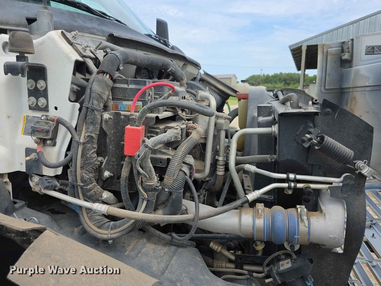 image for item FH6241 2008 Chevrolet C8500 bucket truck