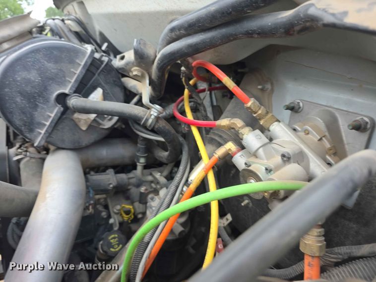 image for item FH6241 2008 Chevrolet C8500 bucket truck
