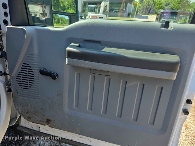 image for item FH6242 2014 Ford F450 Super Duty XL dump flatbed truck