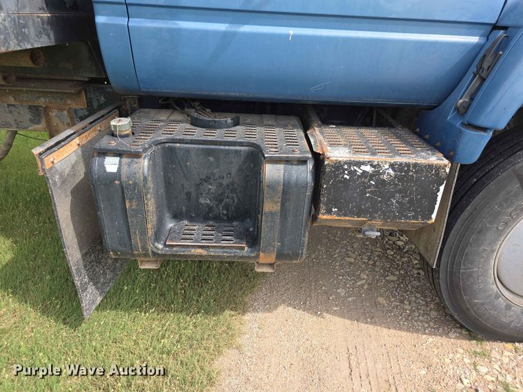 image for item FH6243 1996 Chevrolet C7 dump truck