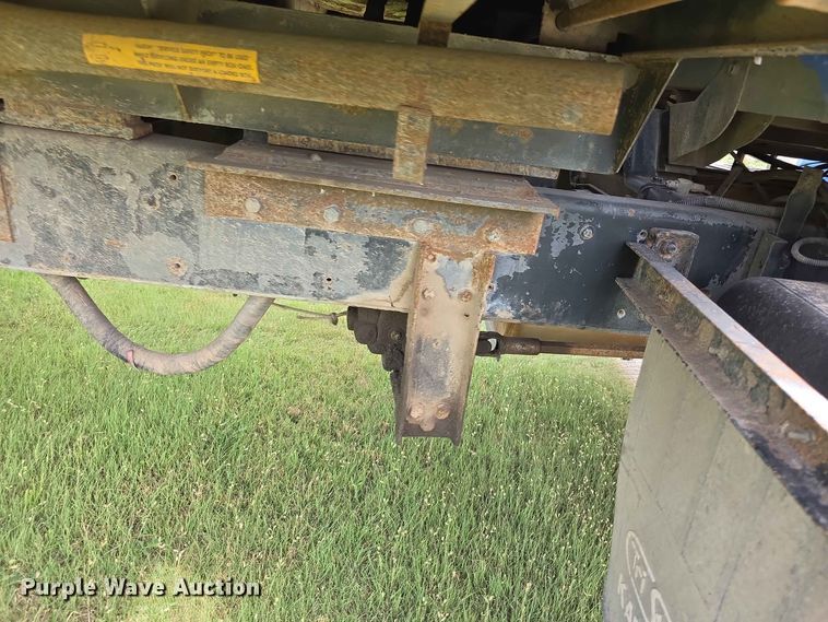 image for item FH6243 1996 Chevrolet C7 dump truck