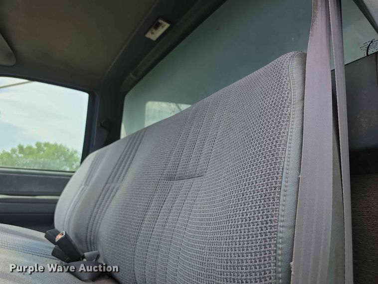 image for item FH6243 1996 Chevrolet C7 dump truck