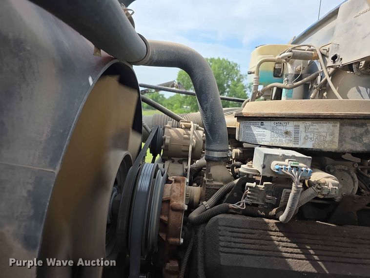 image for item FH6243 1996 Chevrolet C7 dump truck