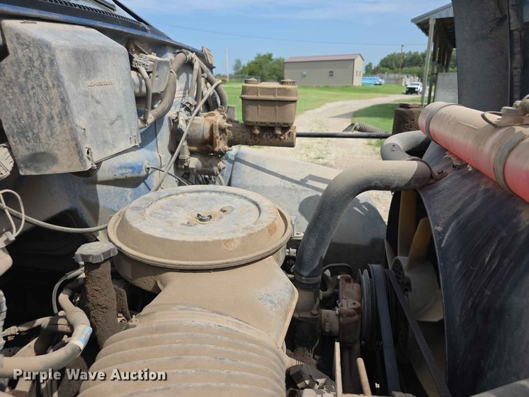 image for item FH6243 1996 Chevrolet C7 dump truck