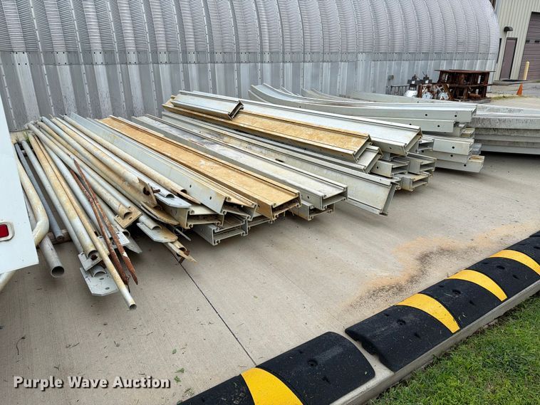 image for item FI0242 Quonset barn frame parts