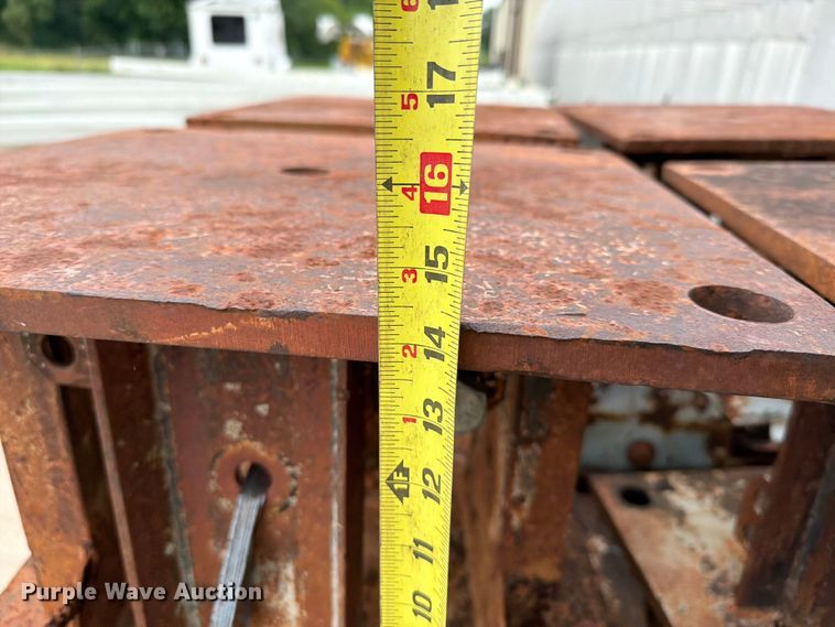 image for item FI0242 Quonset barn frame parts