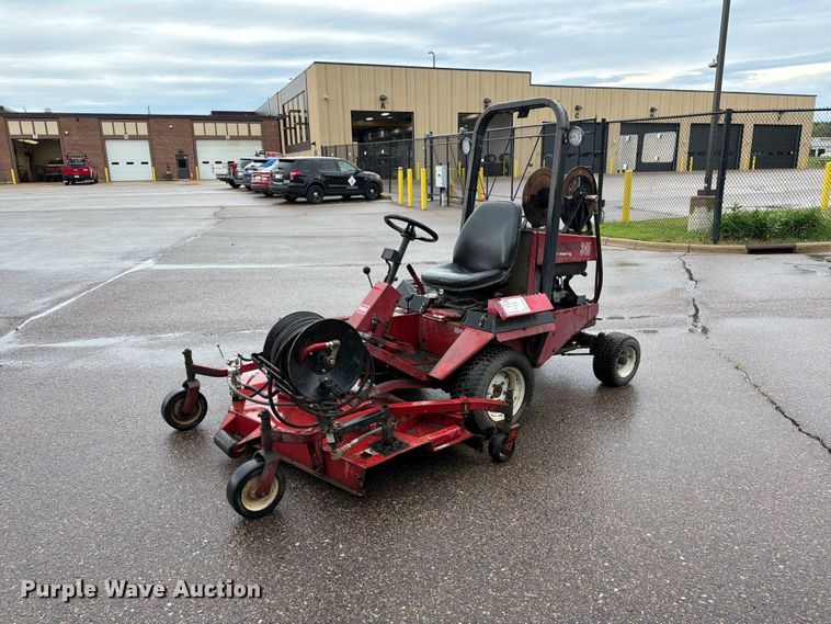 image for item FK0267 2018 Toro Groundsmaster 345 surface cleaner