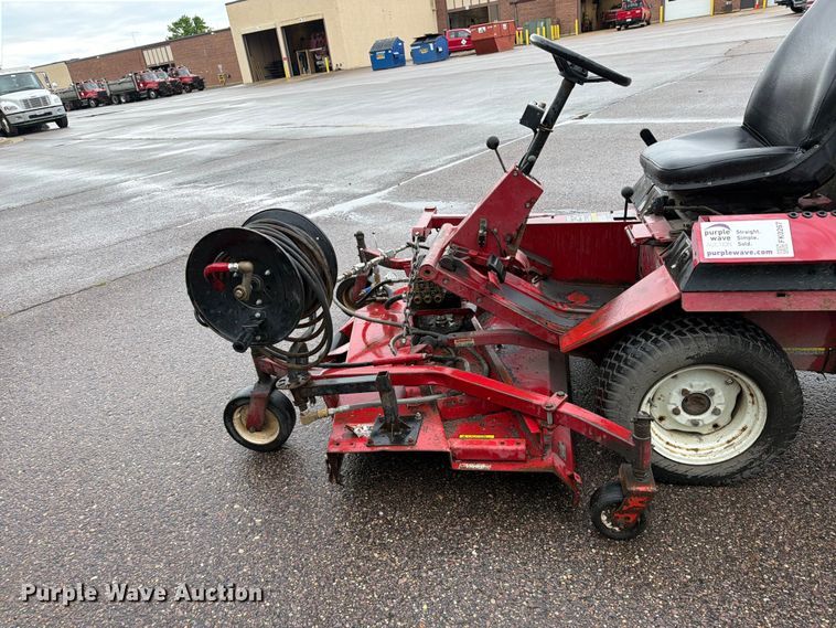 image for item FK0267 2018 Toro Groundsmaster 345 surface cleaner