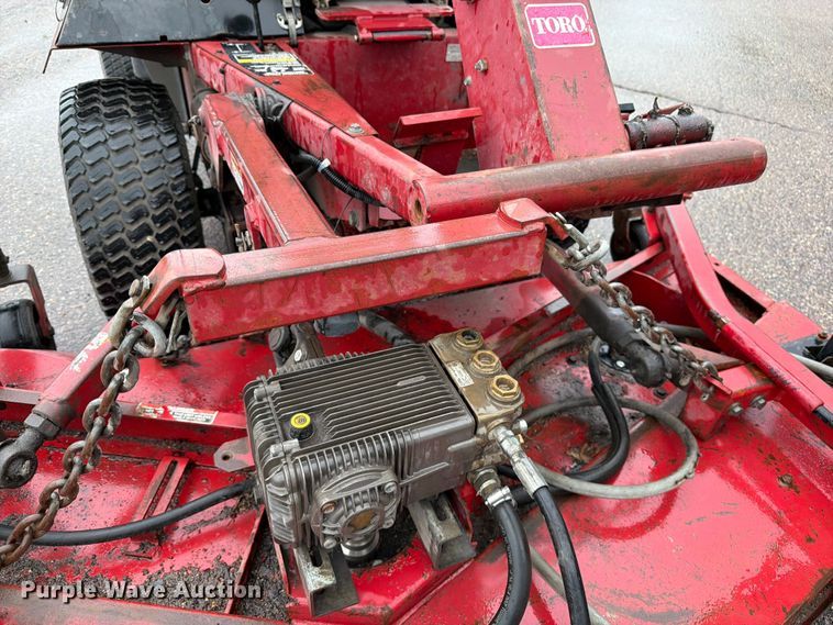 image for item FK0267 2018 Toro Groundsmaster 345 surface cleaner