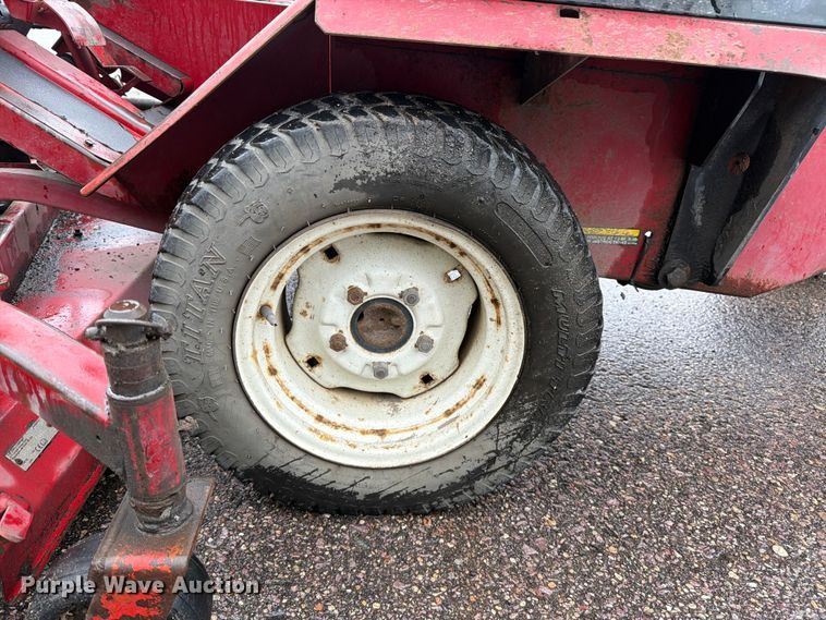 image for item FK0267 2018 Toro Groundsmaster 345 surface cleaner