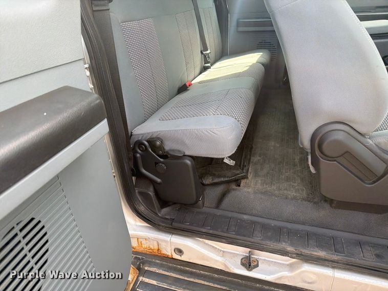 image for item FK0271 2015 Ford F250 Super Duty Ext. Cab pickup truck