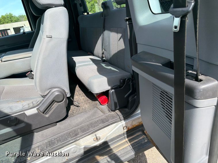 image for item FK0271 2015 Ford F250 Super Duty Ext. Cab pickup truck