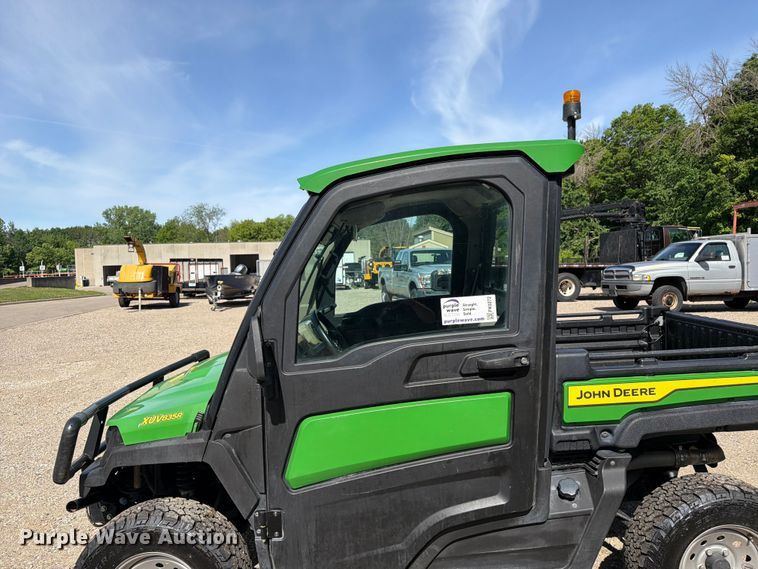 image for item FK0272 2022 John Deere XUV 835R  utility vehicle