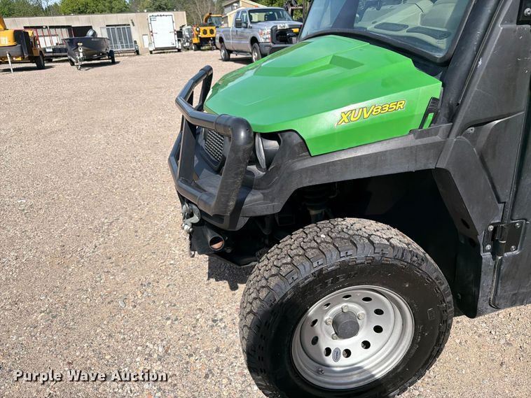 image for item FK0272 2022 John Deere XUV 835R  utility vehicle