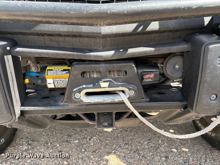 image for item FK0272 2022 John Deere XUV 835R  utility vehicle