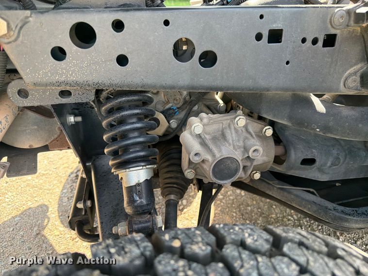image for item FK0272 2022 John Deere XUV 835R  utility vehicle