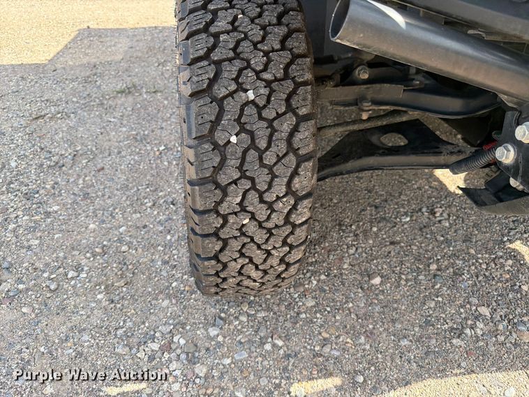 image for item FK0272 2022 John Deere XUV 835R  utility vehicle