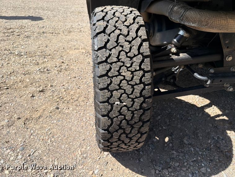 image for item FK0272 2022 John Deere XUV 835R  utility vehicle