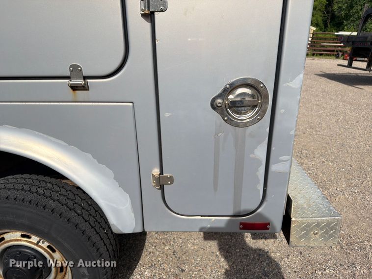 image for item FK0276 1996 Dodge Ram 2500 utility bed pickup truck