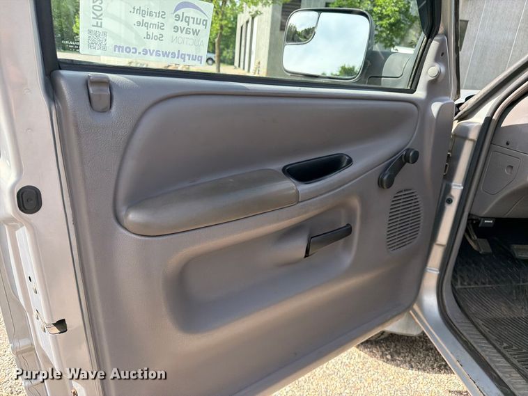 image for item FK0276 1996 Dodge Ram 2500 utility bed pickup truck