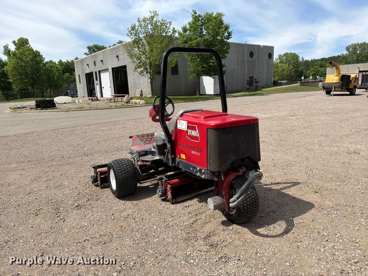 image for item FK0280 Toro Reel master 3100D reel mower