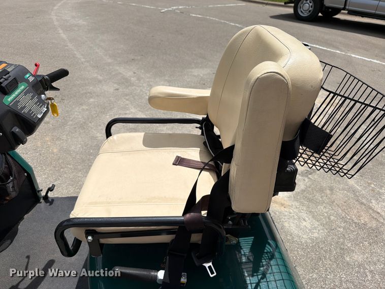image for item FK0286 Solo rider handicapped accessible golf cart
