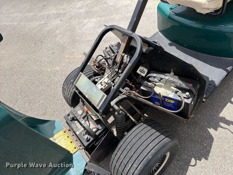 image for item FK0286 Solo rider handicapped accessible golf cart