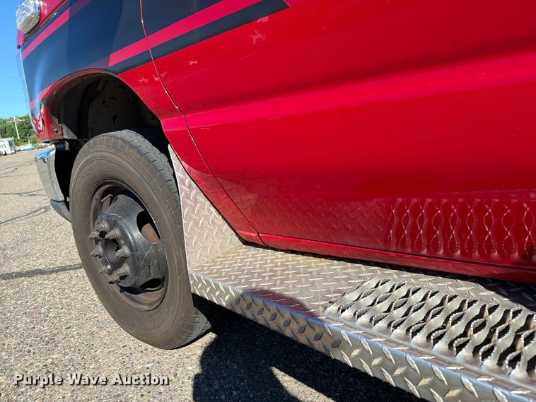 image for item FK0298 2015 Ford E450 ambulance