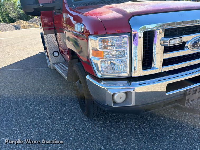 image for item FK0298 2015 Ford E450 ambulance
