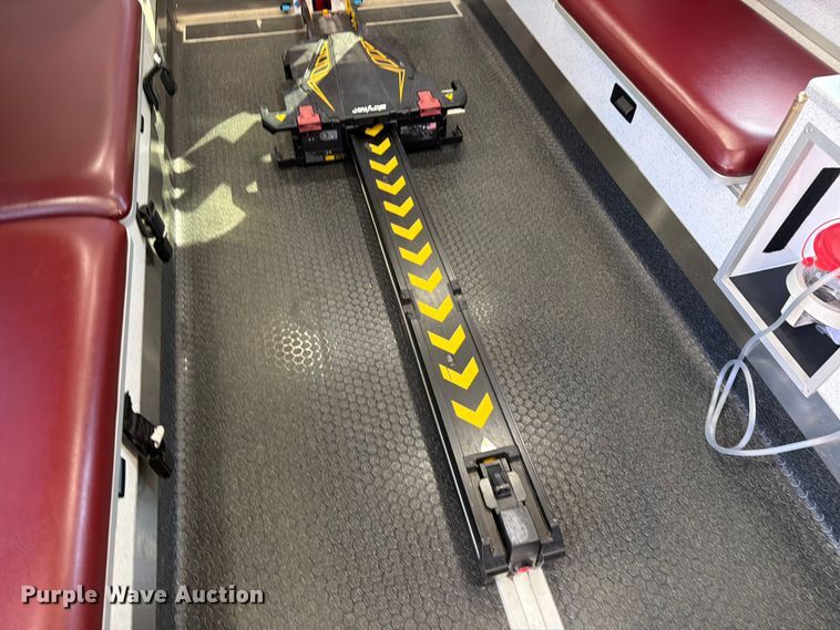 image for item FK0298 2015 Ford E450 ambulance