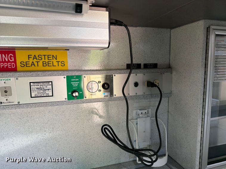 image for item FK0298 2015 Ford E450 ambulance