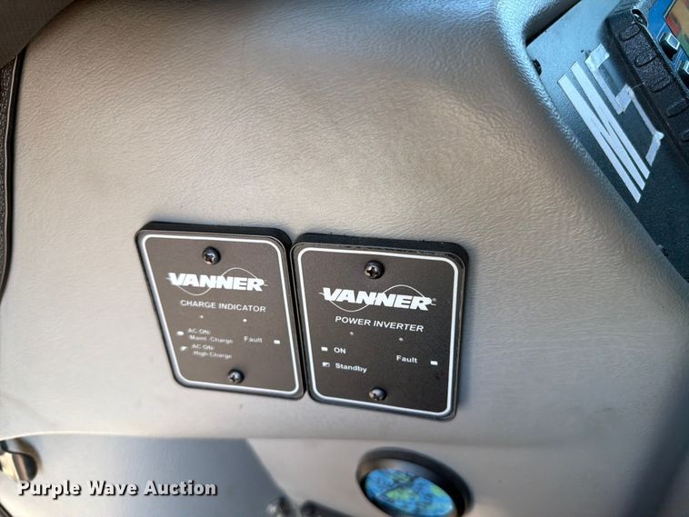 image for item FK0298 2015 Ford E450 ambulance