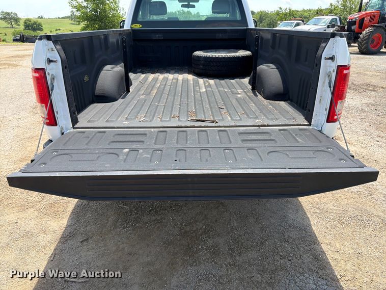 image for item FK3017 2016 Ford F150 XL pickup truck