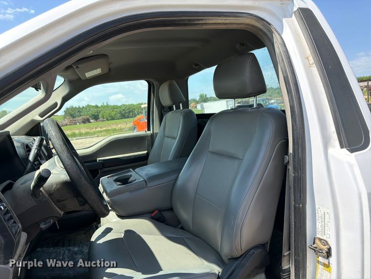 image for item FK3017 2016 Ford F150 XL pickup truck