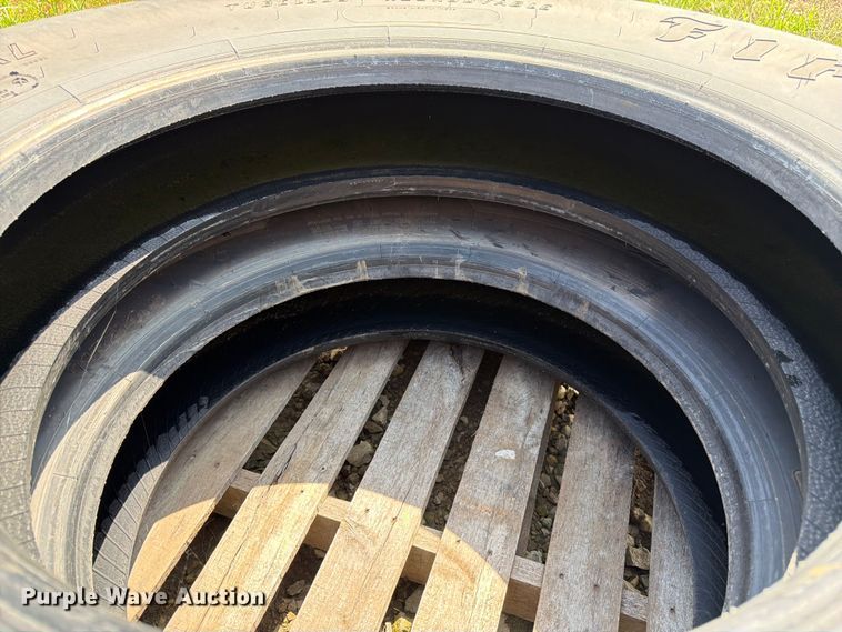 image for item FK3020 Approximately 21 tires