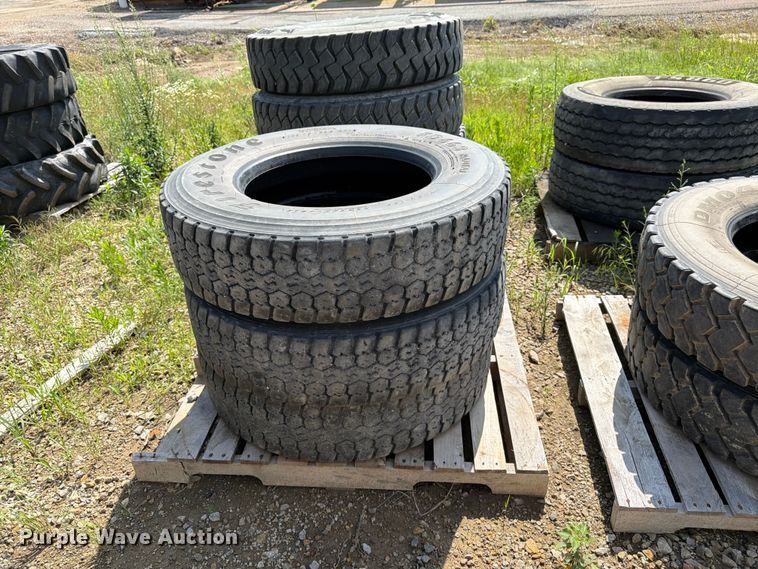 image for item FK3020 Approximately 21 tires