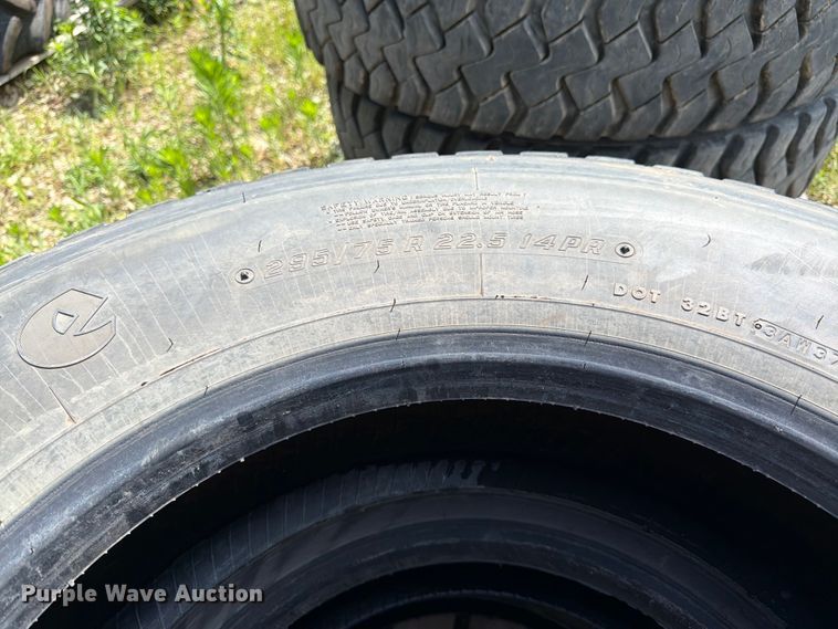 image for item FK3020 Approximately 21 tires