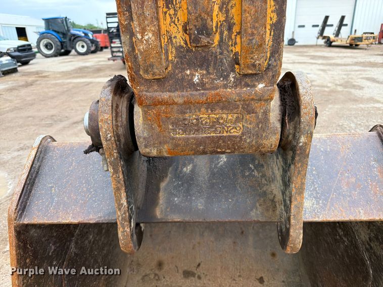 image for item FK3021 2010 Hyundai ROBEX160LC-9 excavator