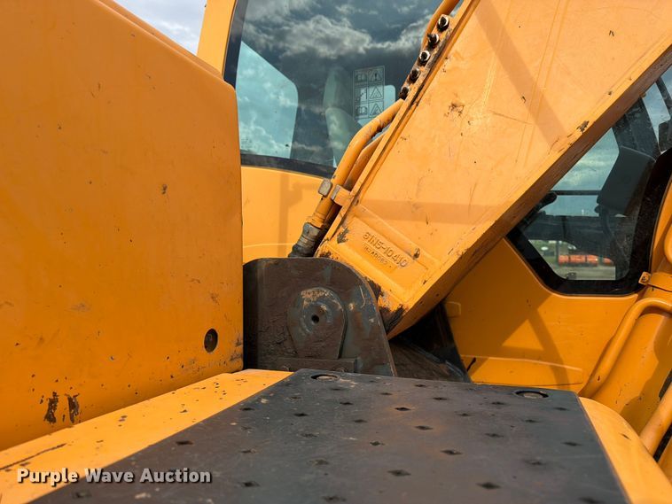 image for item FK3021 2010 Hyundai ROBEX160LC-9 excavator