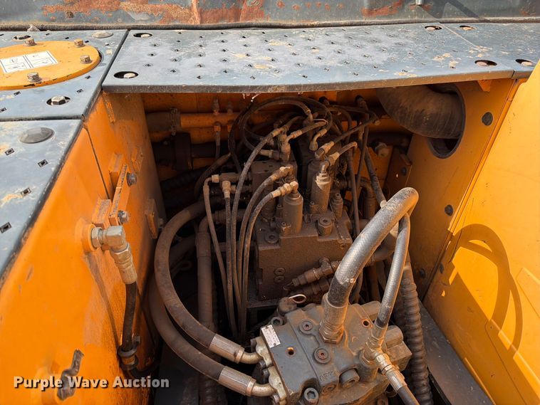 image for item FK3021 2010 Hyundai ROBEX160LC-9 excavator