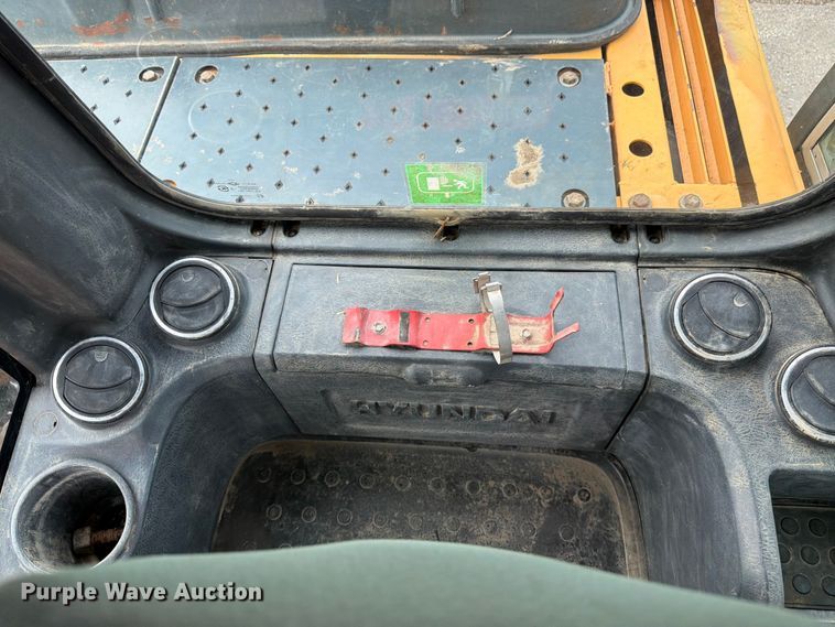 image for item FK3021 2010 Hyundai ROBEX160LC-9 excavator