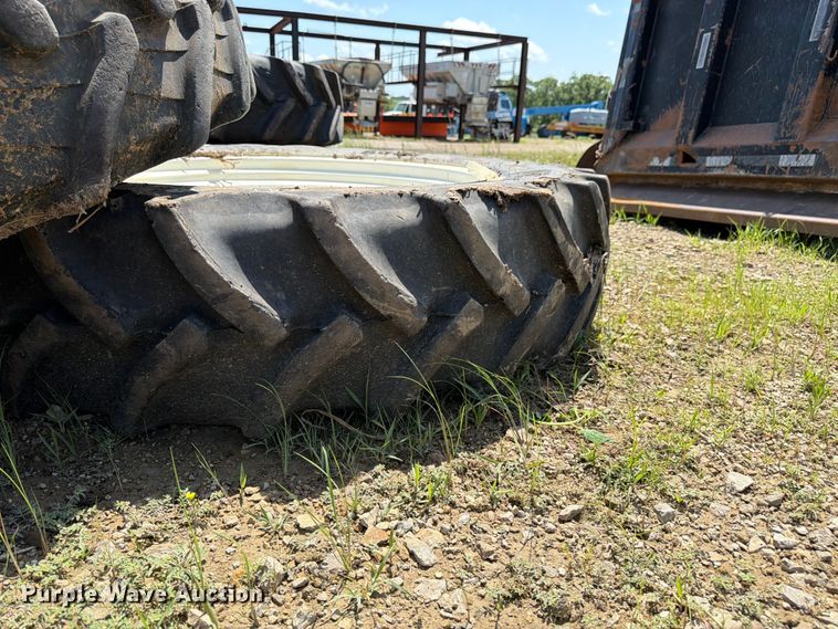image for item FK3023 Approximately 10 tires