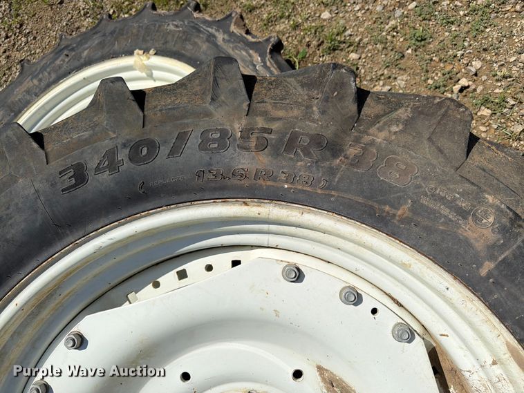 image for item FK3023 Approximately 10 tires