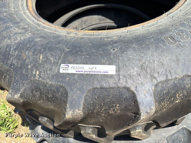 image for item FK3023 Approximately 10 tires
